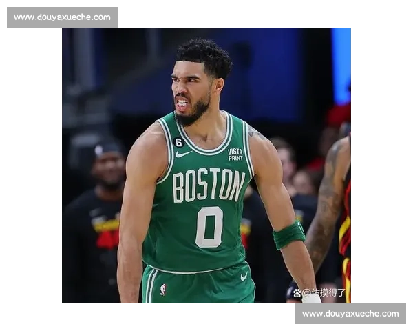 火箭对阵凯尔特人关键赛程前瞻焦点时间看点全面解析实力对比战术走势